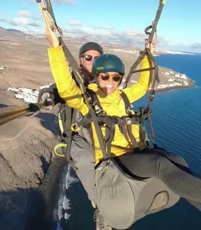 Paragliding video preview